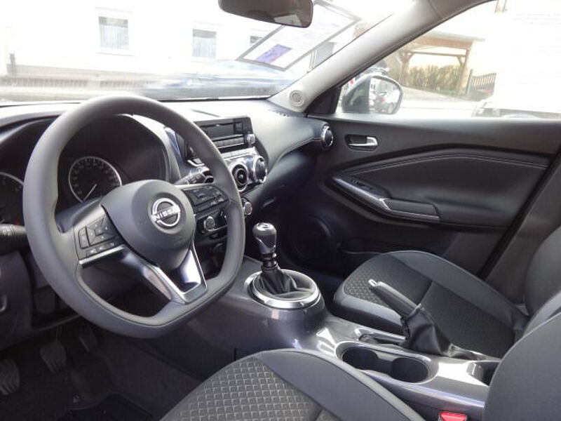 Nissan Juke 1.0 DIG-T 114PS 6MT N-Style