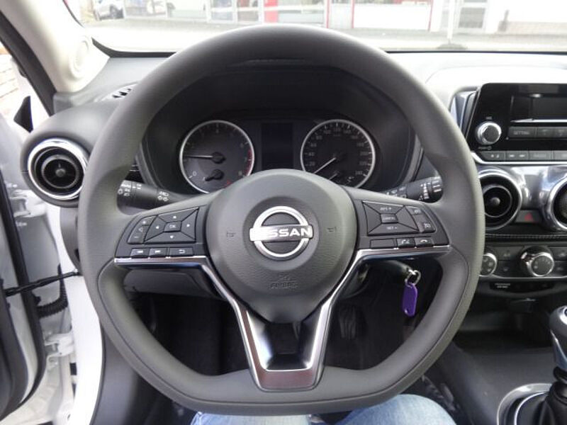 Nissan Juke 1.0 DIG-T 114PS 6MT N-Style