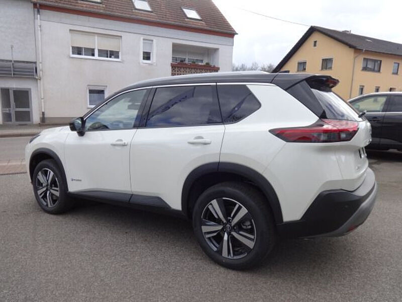 Nissan X-Trail 1.5 VC-T e-4ORCE 4x4 N-Connecta  HUD AFA 19' Pro Pilot