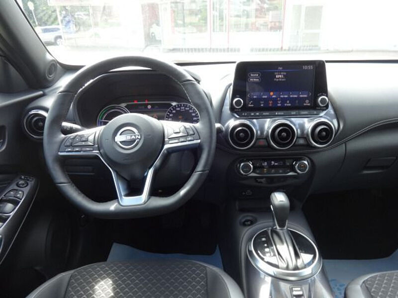 Nissan Juke 1.6 Hybrid 143PS N-Connecta NC Winter