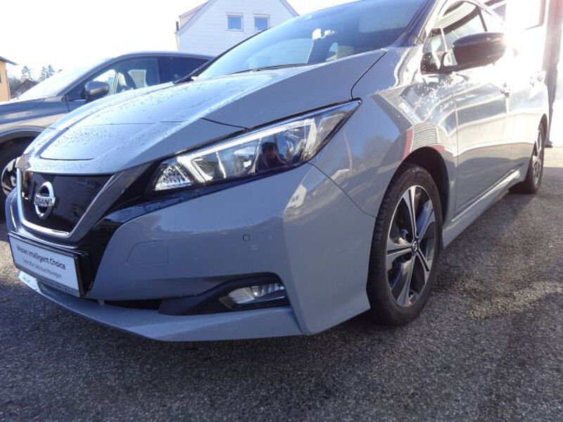 Nissan Leaf Leaf10 40 kWh 150PS Option Winter Paket Fahrerassistenz